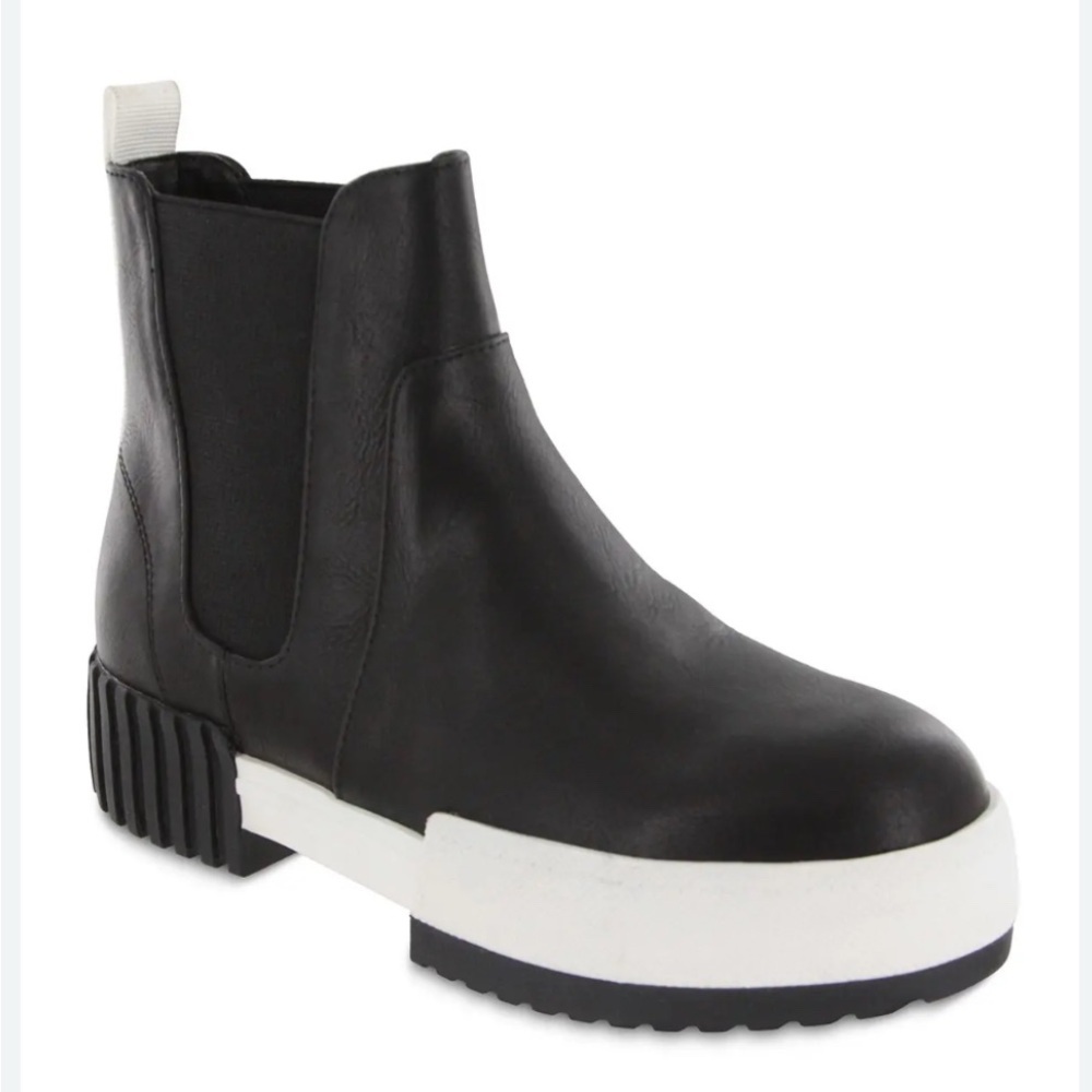 MIA ALEXANDER CHUNKY PLATFORM CHELSEA LEATHER BOOTS BLACK & WHITE